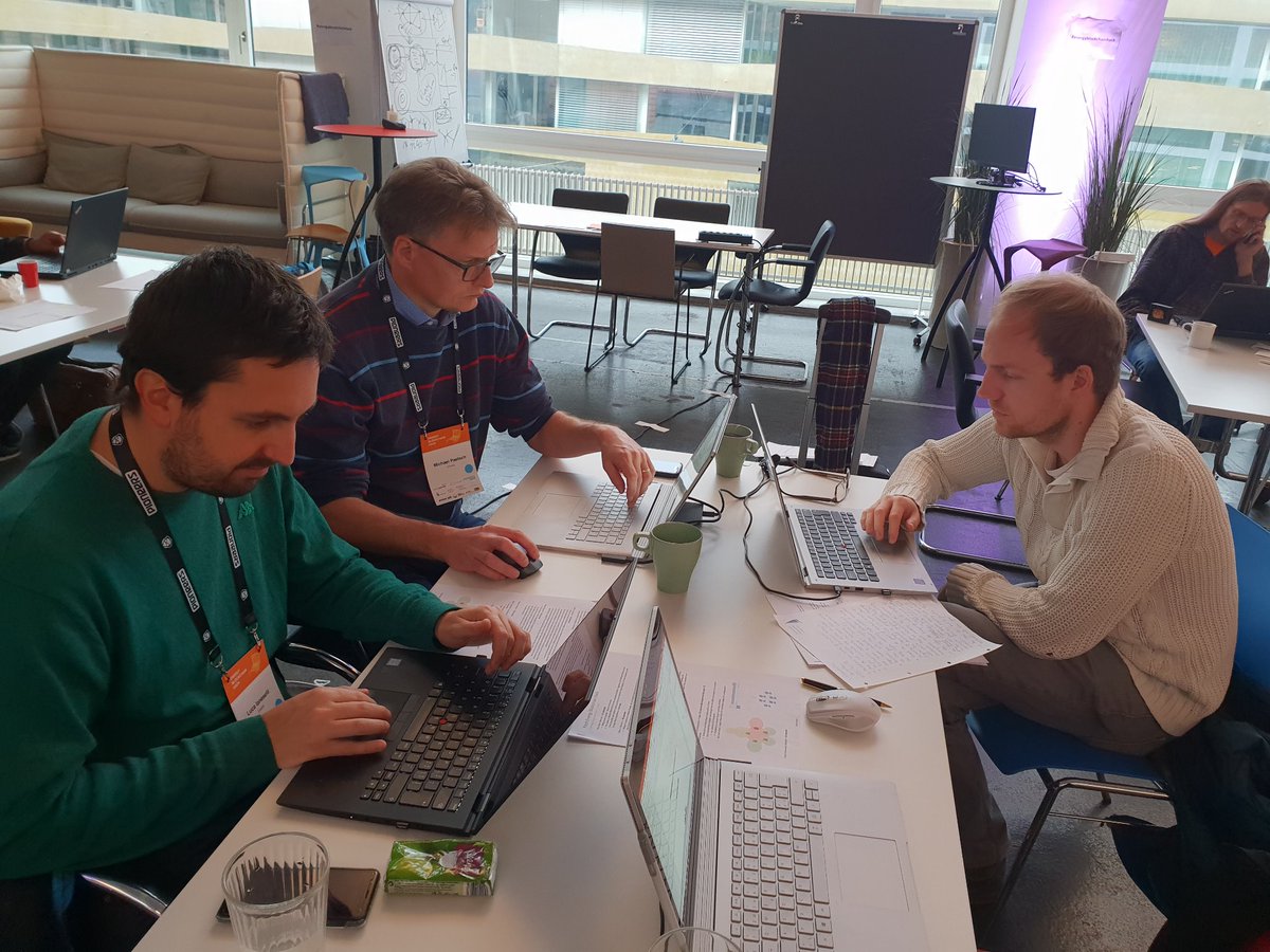 EnerBit_GmbH's tweet image. Wir sind im Endspurt bei der Realisierung des #MVP und der Vorbereitung des #Pitch beim #energyblockchainhack. Die Spannung steigt.