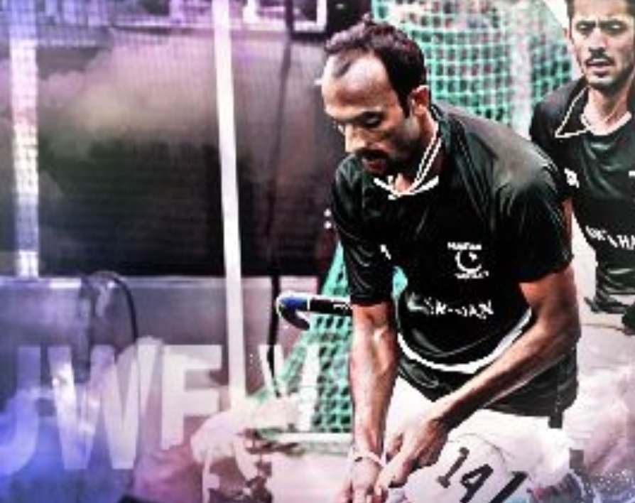 thedragflick's tweet photo. 🇵🇰 #PakistanHockey | “We had a better outing against Germany but that does not mean we can take Malaysia lightly just because they lost by a big margin to Netherlands.” Umar Bhutta
#HWC2018 | #MASvsPAK | 📸 GT https://t.co/CBlhGe6lwP
