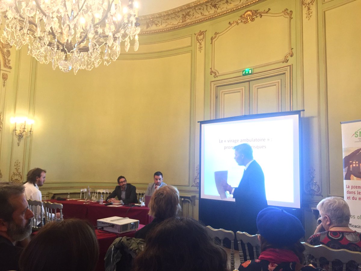 Snadom_psad's tweet photo. Frédéric Pierru, sociologue de la #santé et chargé de recherche au @CNRS nous livre son analyse sur le #VirageAmbulatoire #ColloqueSnadom https://t.co/VVgWGvxhin