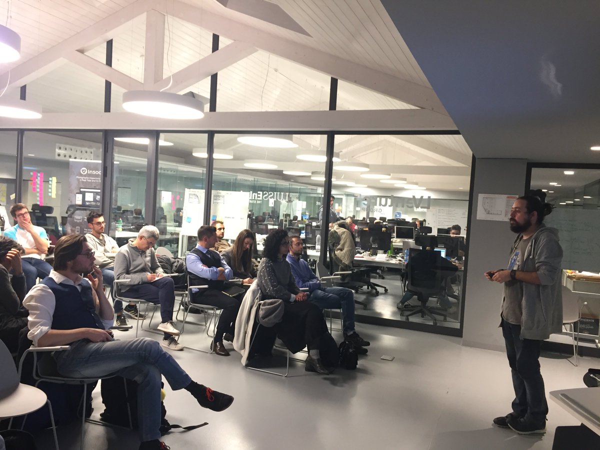 gcdcmilano's tweet photo. Un ringraziamento speciale al nostro speaker di eccezione @michelmurabito - Developer Senior di @Spindox_It per il suo fantastico talk "A Jedi Path to ServerLess with Firebase" - Location: #AperiTech @CodemotionIT 🔥🔥🔥
#followMich #project52 #GCDCMilano https://t.co/GOhOmJtJIF