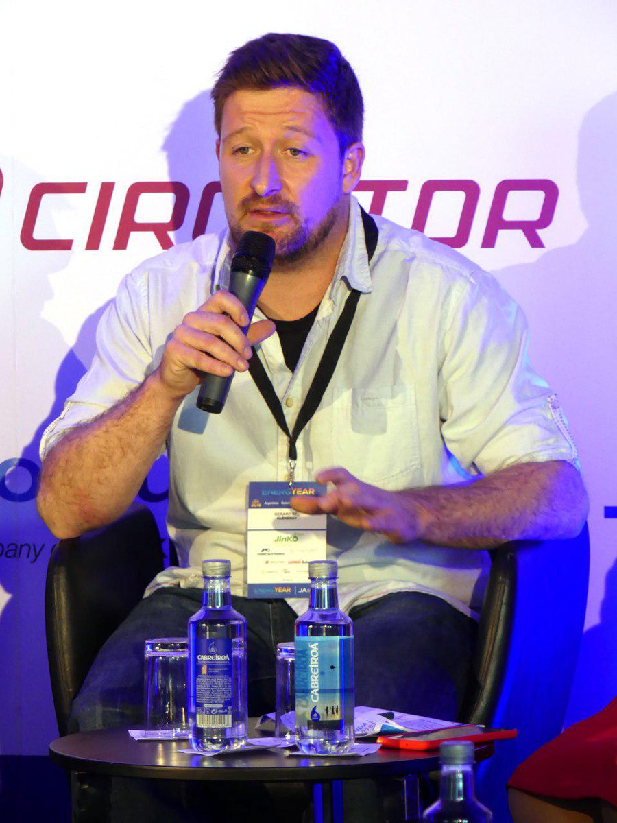 PylonData's tweet image. The digitalization of the energy sector "Blockchain &amp;amp; IoT" #energyear #pylonnetwork #blockchain #energy #digitalisation $pylnt