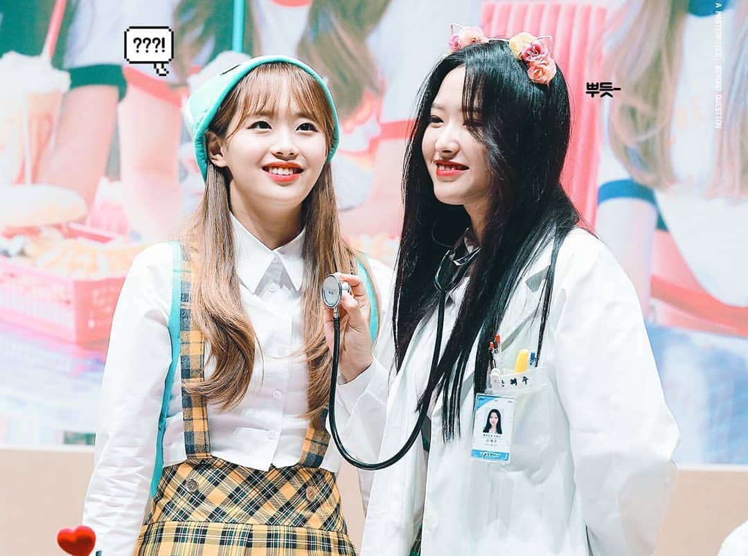 hyewonismarried's tweet photo. It's been forever since Loona did anything and since #chuulivia interacted so here's pics of the softest ship ever~♡

There better be ship content soon istg... https://t.co/TtX4ZcXO6y