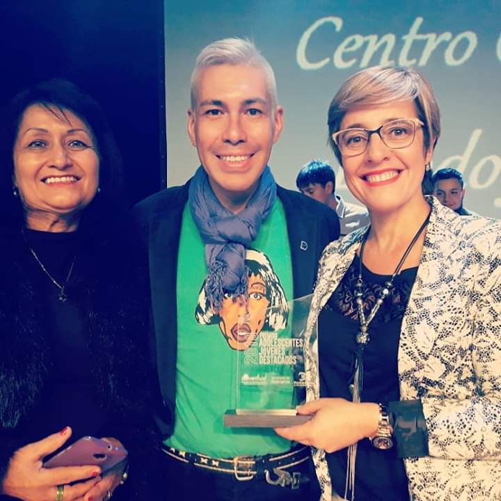 Gabrielguzmanok's tweet photo. @mabyburgos 
Genia ! 

#jovenesdestacadosjujuy2018 https://t.co/KDx7mcA2cb