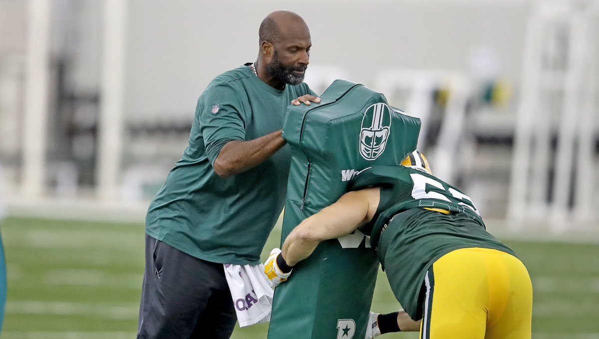 Green Bay Packers fire associate head coach Winston Moss dlvr.it/QsrwDb