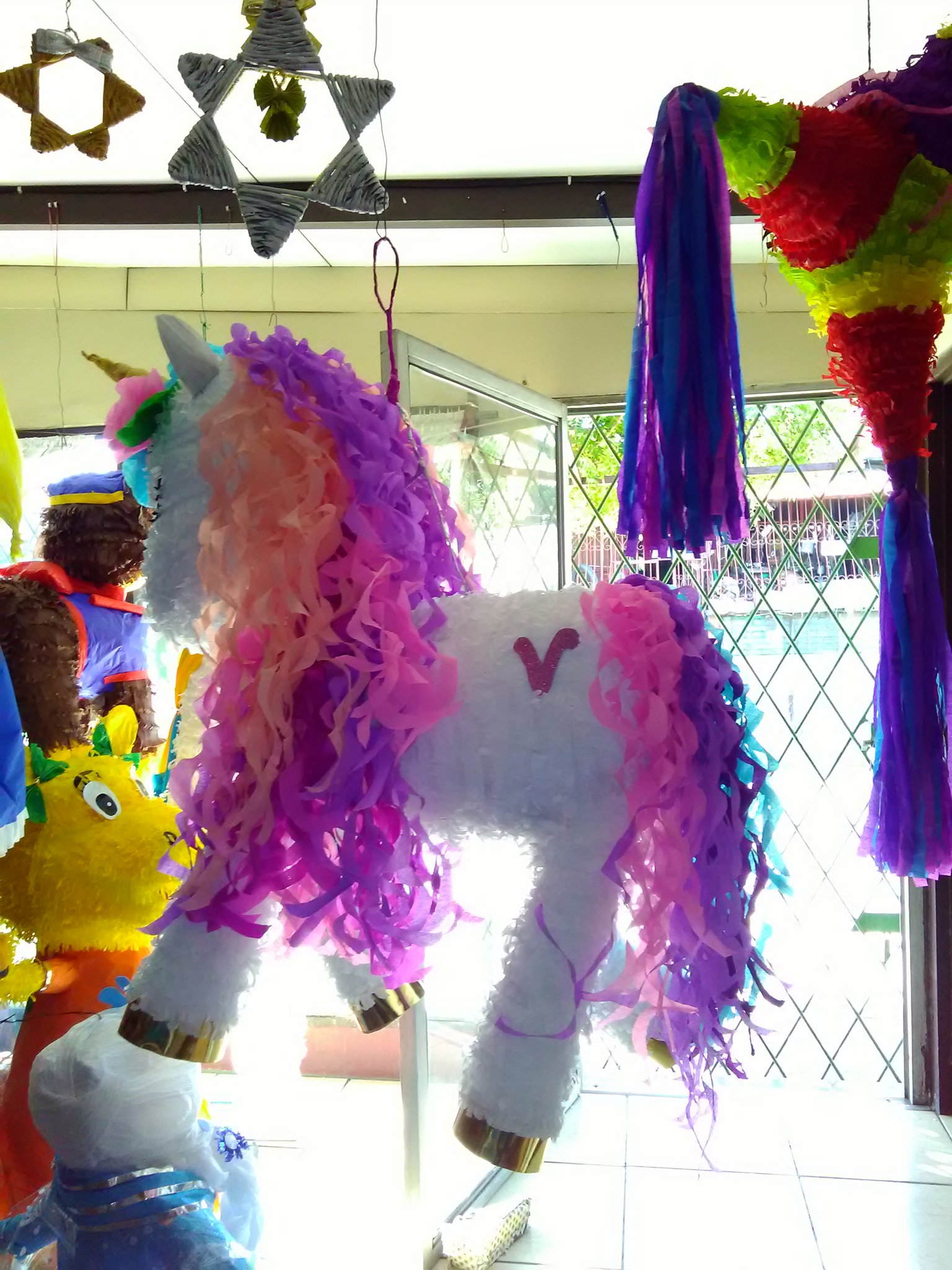 Piñatas Modernas on X: Piñata Unicornio #unicorn #unicorns  #piñatasmodernasNicaragua #piñatasmodernas #eyracreaciones #hechoamano  #hechoenNicaragua  / X