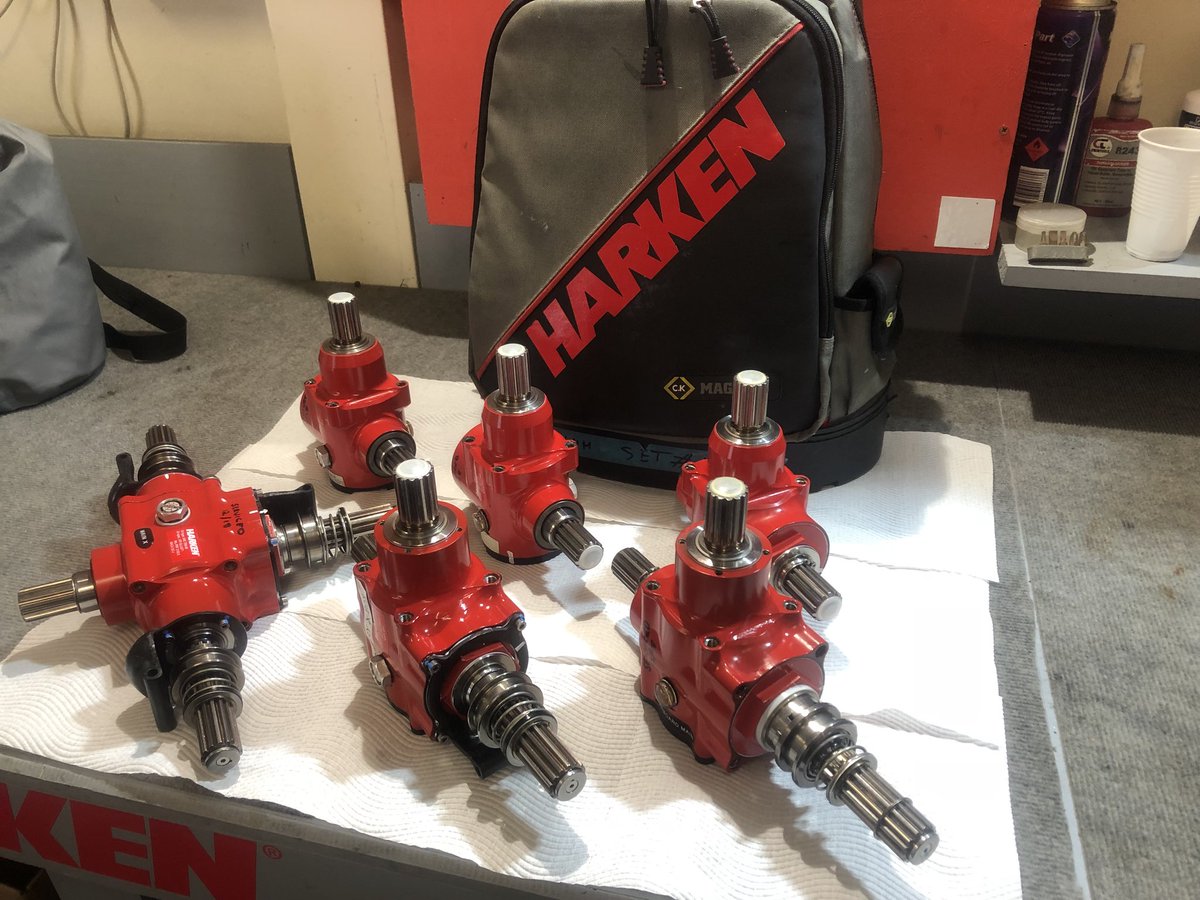 Job done ✅! T-minus 21 days to the Rolex Sydney Hobart start! #Harken #harkentechteam #rshyr