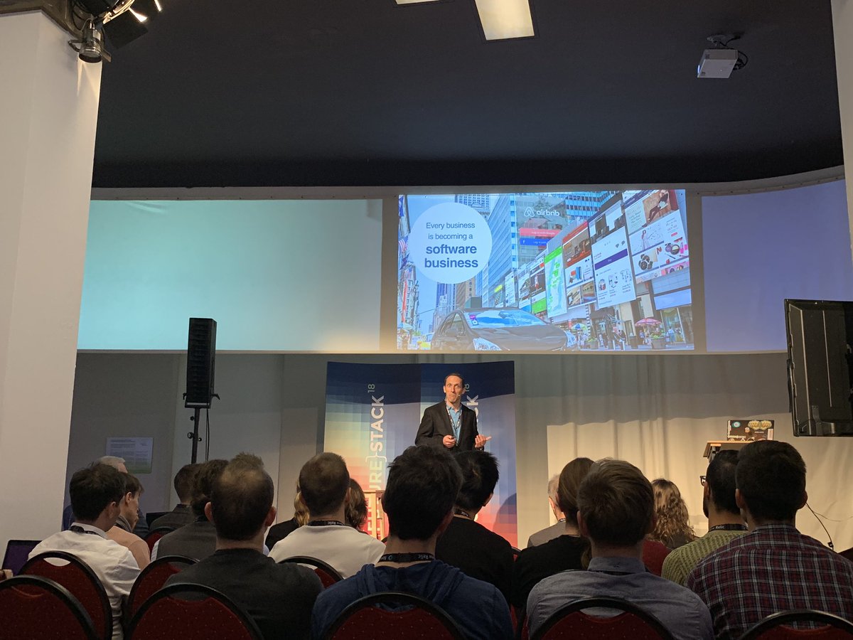 TK1825's tweet image. #FutureStack18 in #Berlin kick off from #NewRelic&apos;s Carlo!