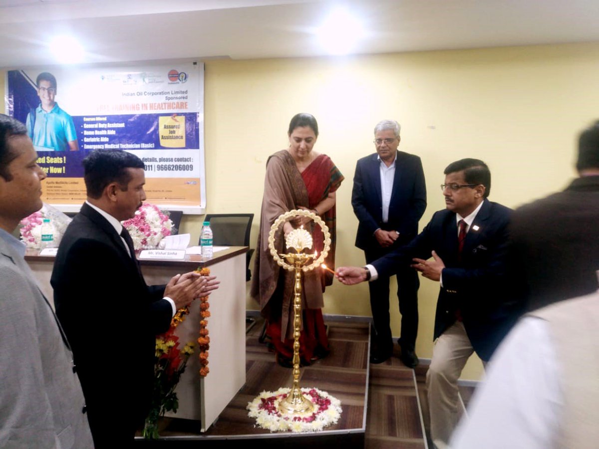 apollomedskills's tweet photo. #ApolloMedSkills commenced @IndianOilcl, CSR Project at Delhi Centre, a new beginning aimed at providing free #skill #development #training in #healthcare to the unemployed #BPL (Below Poverty Line) youth.
#AMSL #CSR #CSRImpacts #SkillIndia #IOCL #SocialResponsibility #CSRIndia https://t.co/2p7rTLIq1x