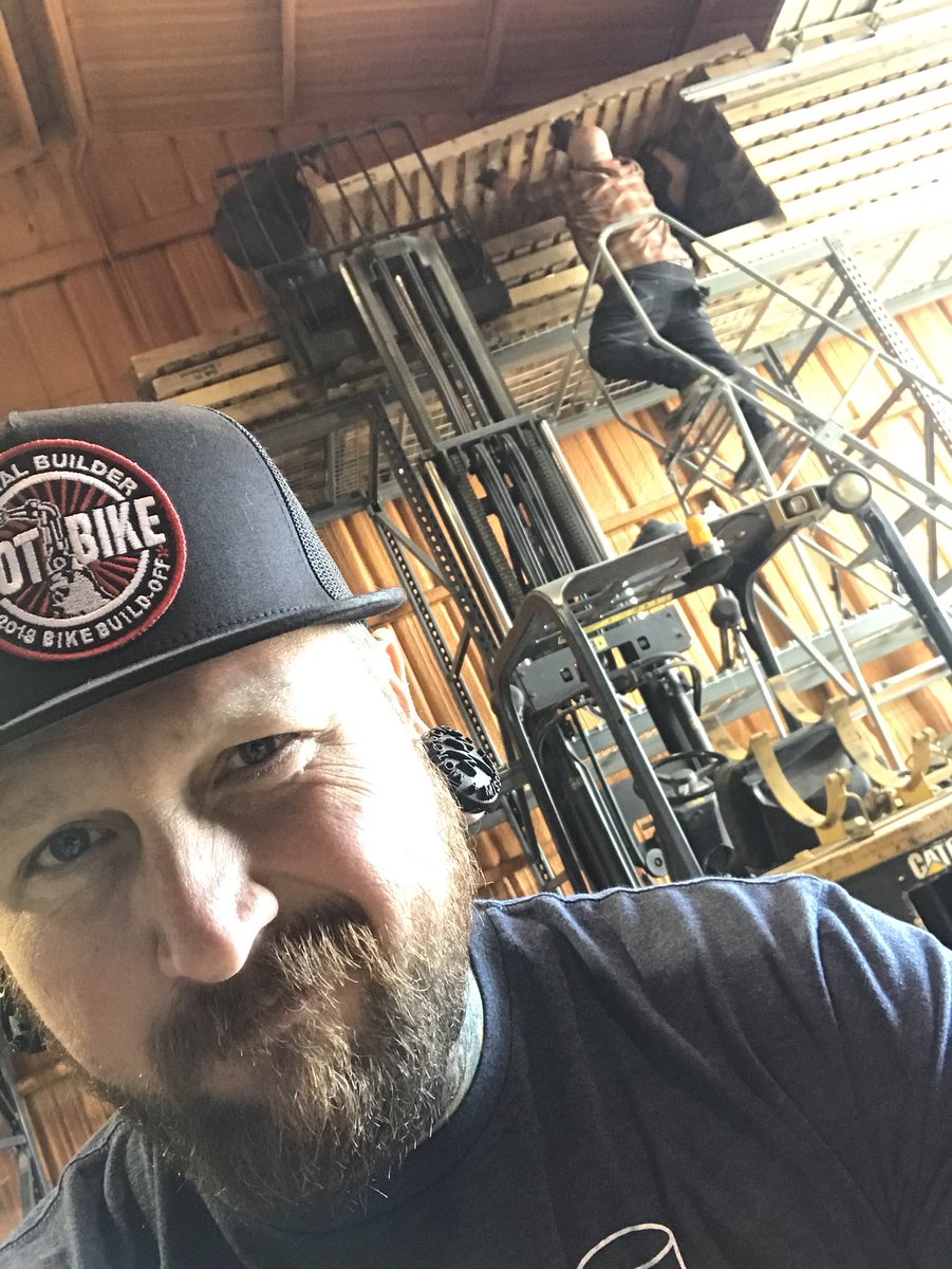 These monkeys climbing around while I knock out knife blanks for Nick Huff! #knives #knifemaker #moosmits