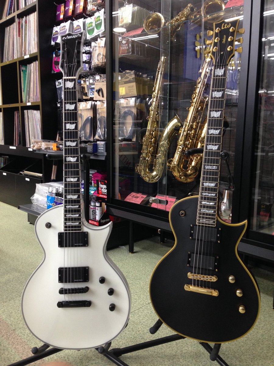 ハードオフ木更津店 公式 Su Twitter 本日はレスポールタイプを2本ご紹介致します Ltd のec 1000とedwarsのe Ma 110cです グロッシーなホワイトのedwarsrとマットなブラックのltd どちらもesp系列ですのでしっかりした作りです 是非 ハードオフ木更津店 ハードオフ木更津店 公式 Su Twitter 本日はレスポールタイプを2本ご紹介致します Ltd のec 1000とedwarsのe Ma 110cです グロッシーなホワイトのedwarsrとマットなブラックのltd どちらもesp系列ですのでしっかりした作りです 是非 ハードオフ木更津店