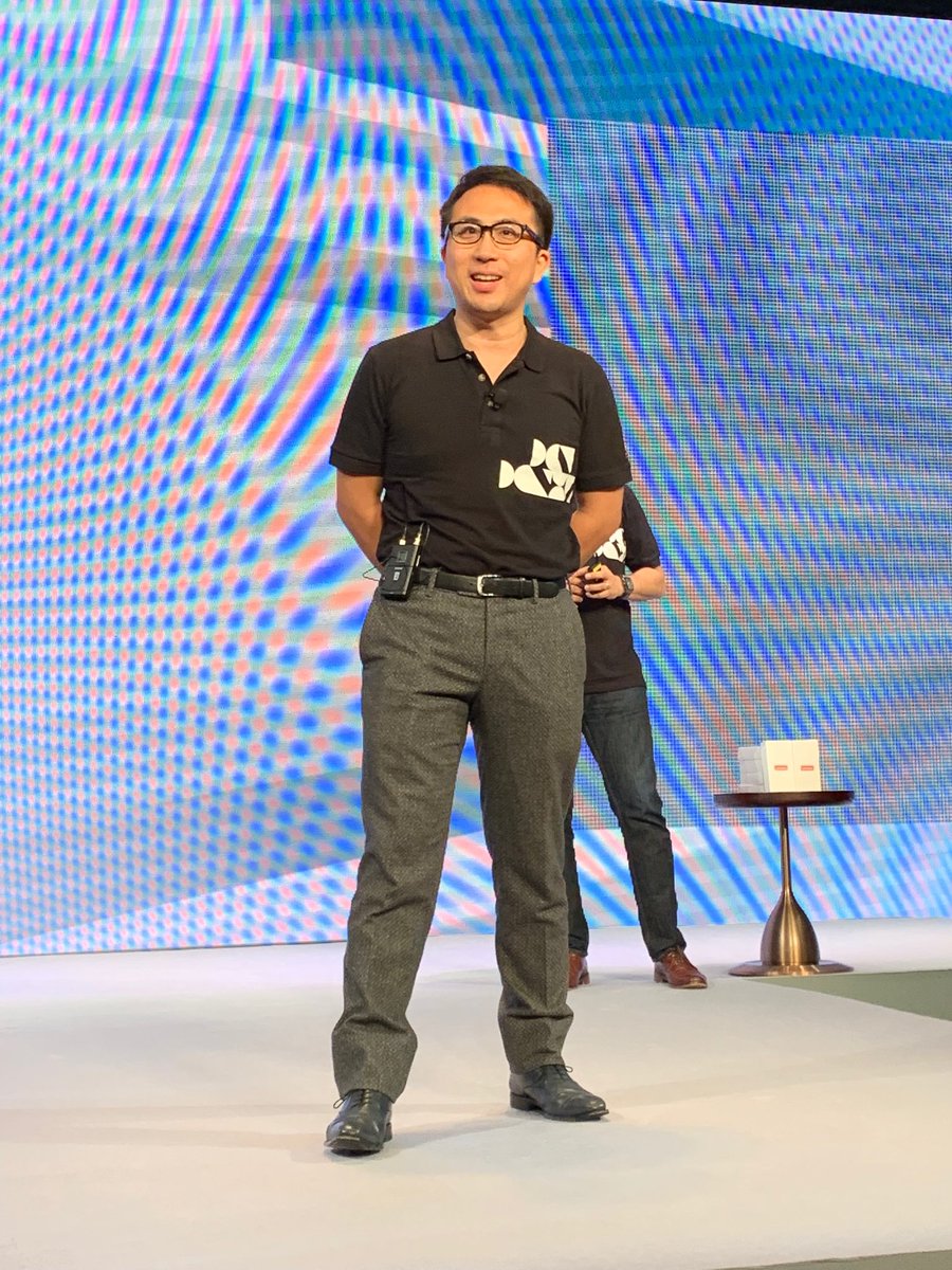 ceciliafok's tweet photo. Okuma-san, ⁦@Sumir_bhatia⁩ talking how #Lenovo puts intelligence in its PC &amp; Smart Devices and Data Centre solutions #LenovoCanalys https://t.co/O0tWy19Vp8