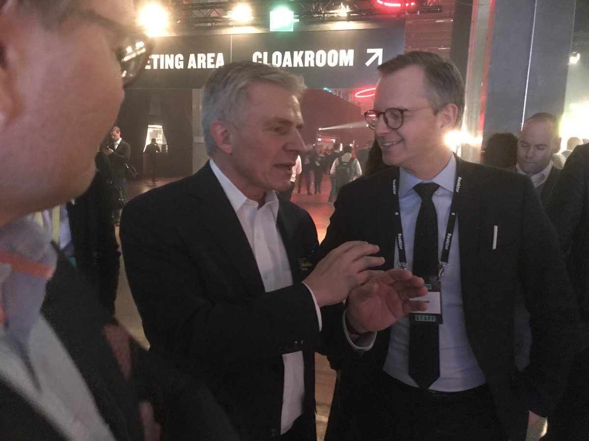 SveAmbFI's tweet photo. Ruotsin elinkeino- ja innovaatioministeri @mikaeldamberg’illa kiireinen päivä #Slush18'ssa. Tapaamiset #Combient’in Mats Agervisin kanssa teemoista #AI &amp; #startup’it sekä @wartsilacorp’in @jaakko_eskola’n ja @Fortum’in @PekkaLundmark’in &amp; @Vattenfallgroup’in kanssa. #SWEinFIN https://t.co/Ax4BzFFCur