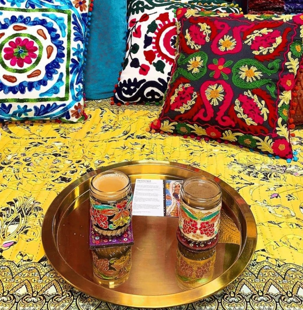 This Pakistani couple opened Chai lounge in New York called "The Chai Spot"

"Aims to be the place where cultural &amp; religious differences are left at the door. Full of color, love, and light...indulge in dialogue about how to make peace a more possible act.”

Love this ❤