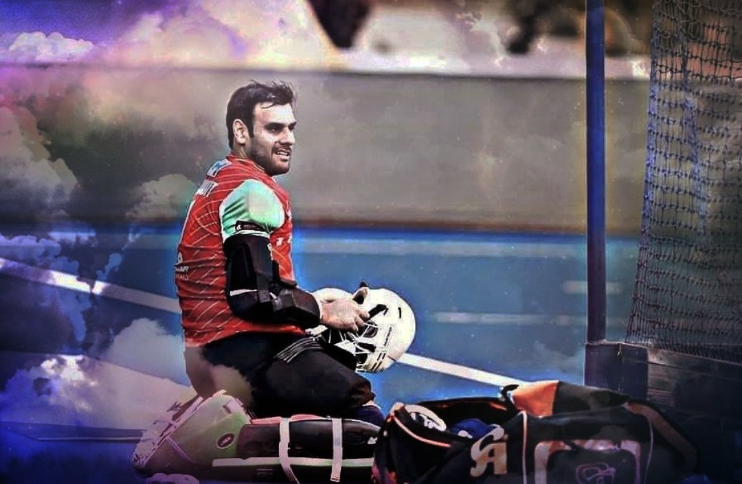 thedragflick's tweet photo. 🇵🇰 #PakistanHockey | "Roelant Oltmans played a huge role in bringing India to the (top) level. In 2003, he brought Pakistan to that level. We are following his strategies and will use his experience to achieve our targets." Imran Butt
#HWC2018 | #MASvsPAK | 📸 HI https://t.co/V1EapkHjq4