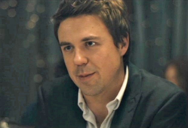 demurely38's tweet photo. Even though I've watched #HavingYou many, many, many times, I'm still totally smitten by #AndrewBuchan as Jack 😎https://t.co/jE2MRIlvzx https://t.co/ztwrjUhE4E