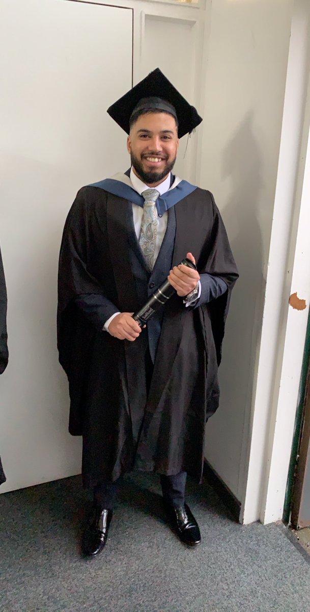 Ya53nua's tweet photo. Alhamdulilah your boy done graduated πππ
All praise to Allah β₯οΈ
#Wintergraduate
#Graduation https://t.co/6JTZknPltj