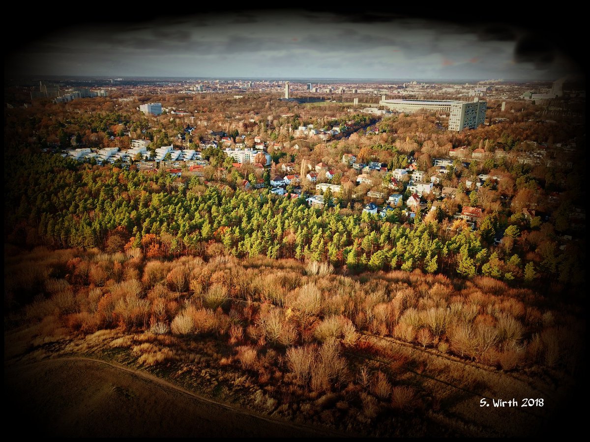 wirthstef's tweet photo. #Berlin #skyline with#Grunewald #forest and #buildings seen from #Teufelsberg in #winter #December #2018 Copyrights #Stefan #F. #Wirth
#landscape #trees #drone #quadcopter #flying #airperspective #birdperspective #dji #mavicpro #photography #photographylovers #photographer https://t.co/1DEAPYhQi8