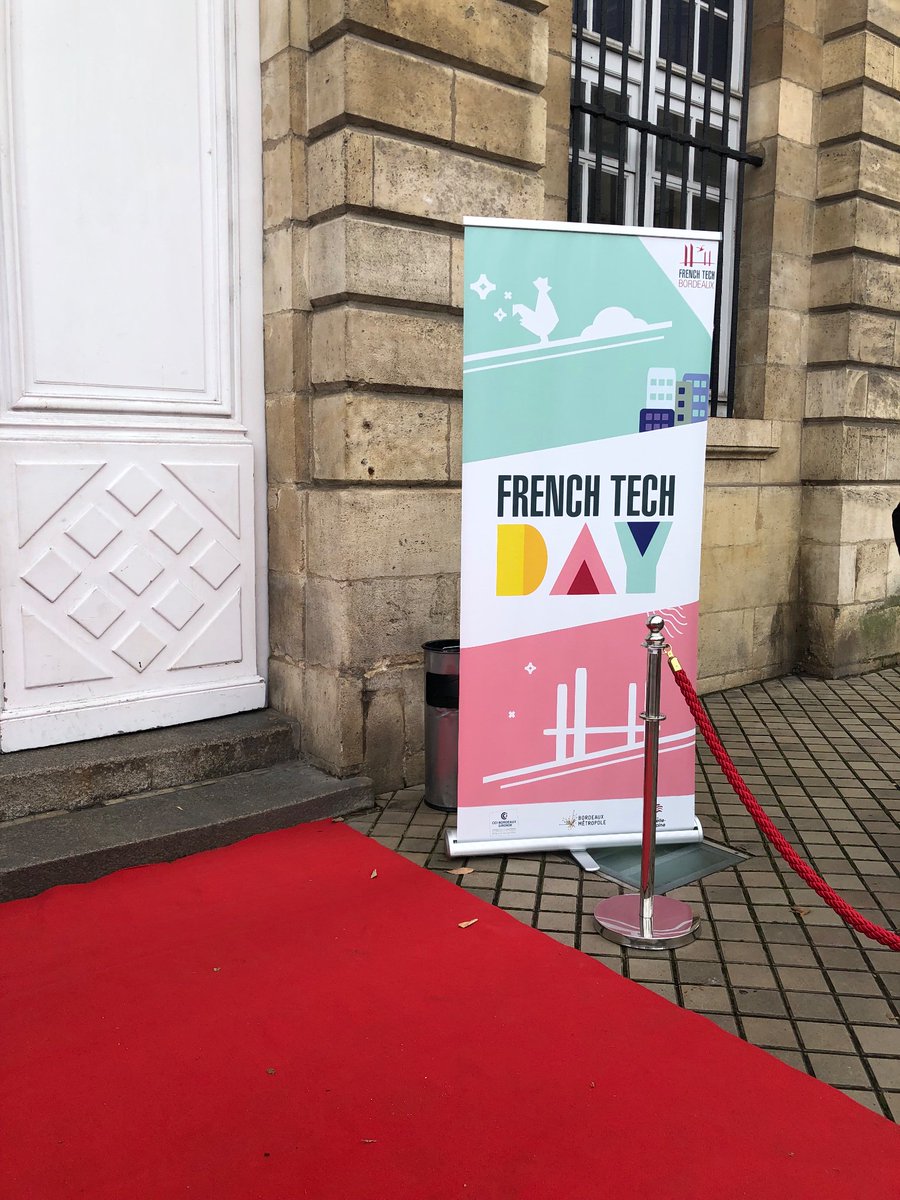 poll&roll tweet media