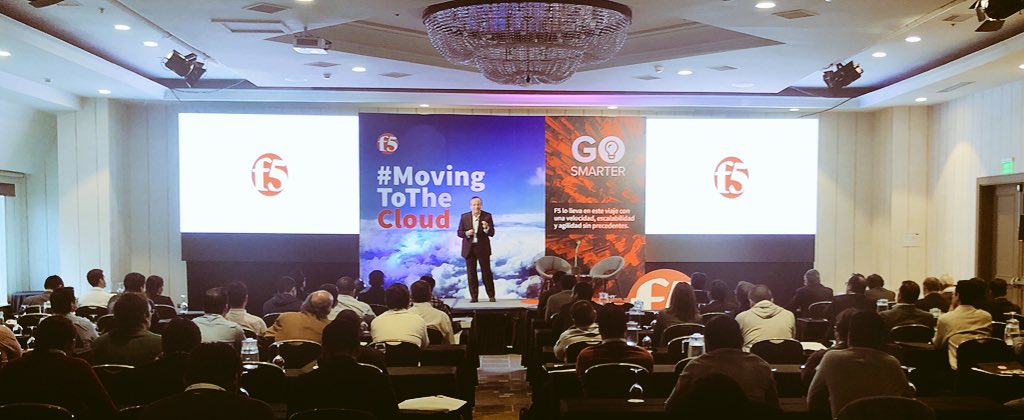 <a href="/rricossa/">Roberto Ricossa</a> dando inicio al GoSmarter en 🇨🇱 #MovingToTheCloudCH @F5NetworksLATAM