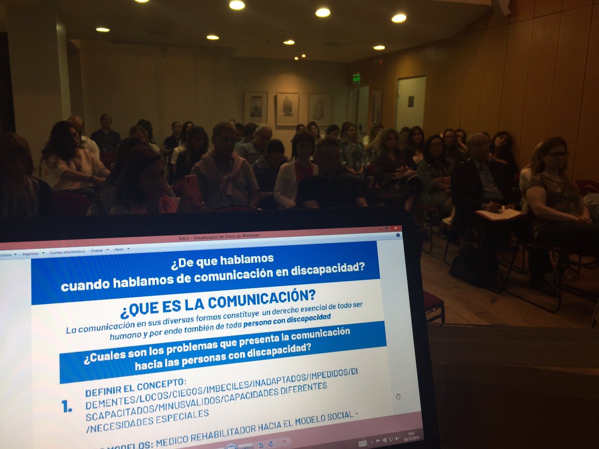 POSFLUDESA's tweet photo. Seminario Comunicación &amp; Discapacidad: acá estamos, reflexionando junto a @rals @carocrerar @marceloantin @Elizabethaimar @CIS_UdeSA. A sala llena, temas que importan ❤️💪🏼 https://t.co/nuePbS5Bp5