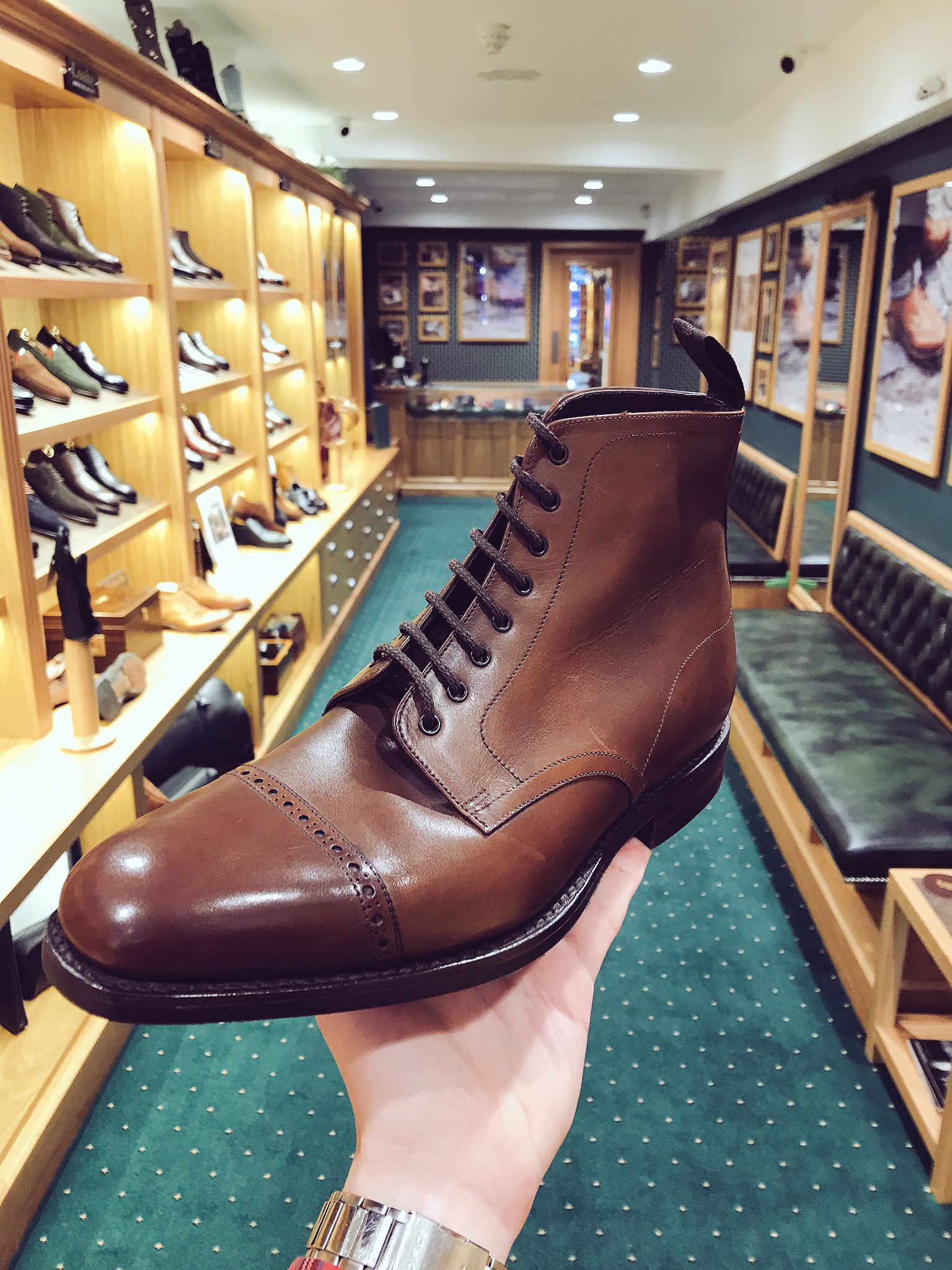 Loake hyde hotsell