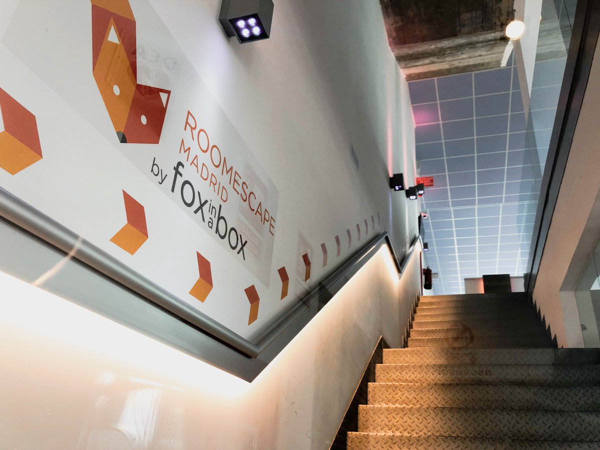 ¿Eres lo suficientemente valiente para descifrar los secretos del despacho del señor Fox? El túnel de viento más grande de Europa te trae un ESCAPE ROOM de la mano de los chicos de <a href="/foxinaboxmad/">Fox in a Box Madrid</a> Entra en es.madridfly.com/foxinabox  🧠🏃‍♂ RESERVA YA Y PONTE A PRUEBA !