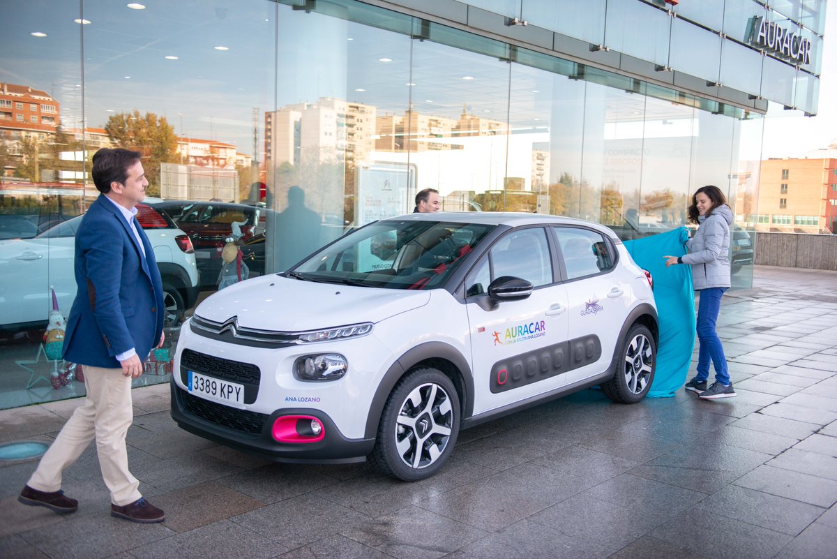somos_auracar's tweet photo. AuraCar, en colaboración con el Deporte de Guadaajara ha cedido un #Citroen #C3Elle a la atleta @AnaloCL ¡Mucha suerte Ana! https://t.co/d8d6sat4fW