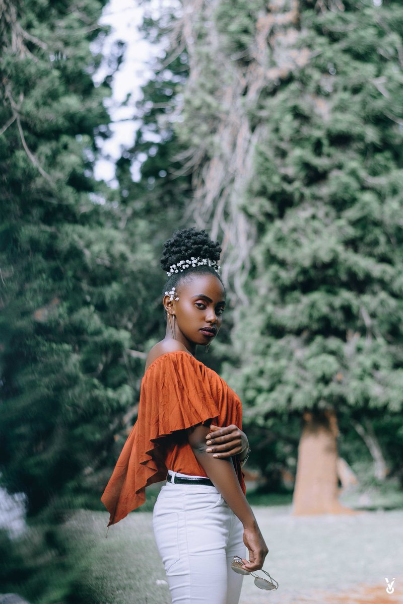 cmvisuals1's tweet photo. Location .. arboretum
@KehvKevv 
@cmvisuals1
Model . ..Ekra Njeri
#portraits https://t.co/b6xqkJjXGY