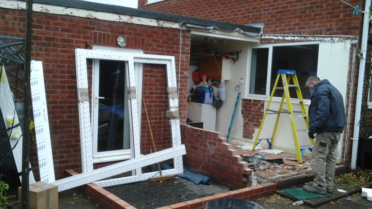 Fusion_Windows's tweet image. Removal of a small sunroom to make way for a larger conservatory