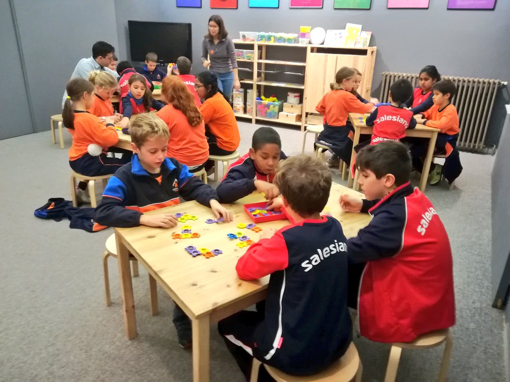 SalesiansRoc's tweet photo. Dia de taller i visita al @MMACA_cat, un museu per a jugar amb les matemàtiques. Ens ho hem passat molt bé! #divertimates #rocep3 #rocep4 #rocsalesians1819 https://t.co/xqgUB5uq7L