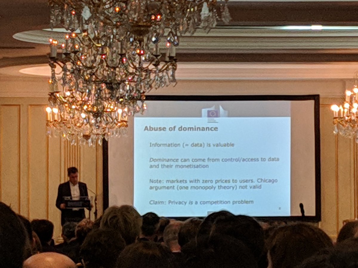 yvesalexandre's tweet photo. .@TomValletti: "[Data] privacy is a competition problem" (@EU_Competition's chief economist in personal capacity) #CRA2018 https://t.co/A579D6cp46
