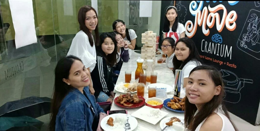 elamagante's tweet photo. I thank God for my smallgroup 💕
#7daysofthankfulness https://t.co/he4cHsy1HK
