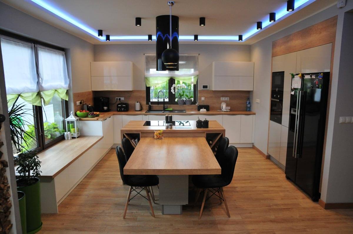 ProjektForma's tweet image. Jaka powinna być Twoja wymarzona kuchnia? 
Funkcjonalna, wygodna, przestronna, a może nowoczesna? 

projektiforma.com
#projekt #forma #projektiforma #meble #kuchnia #wymiar #zielonagóra #salon #oferta #pomysł #wykonanie #branża