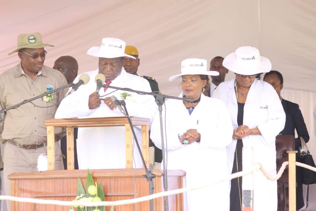 Min of Tourism and Hospitality Industry Zimbabwe tweet media