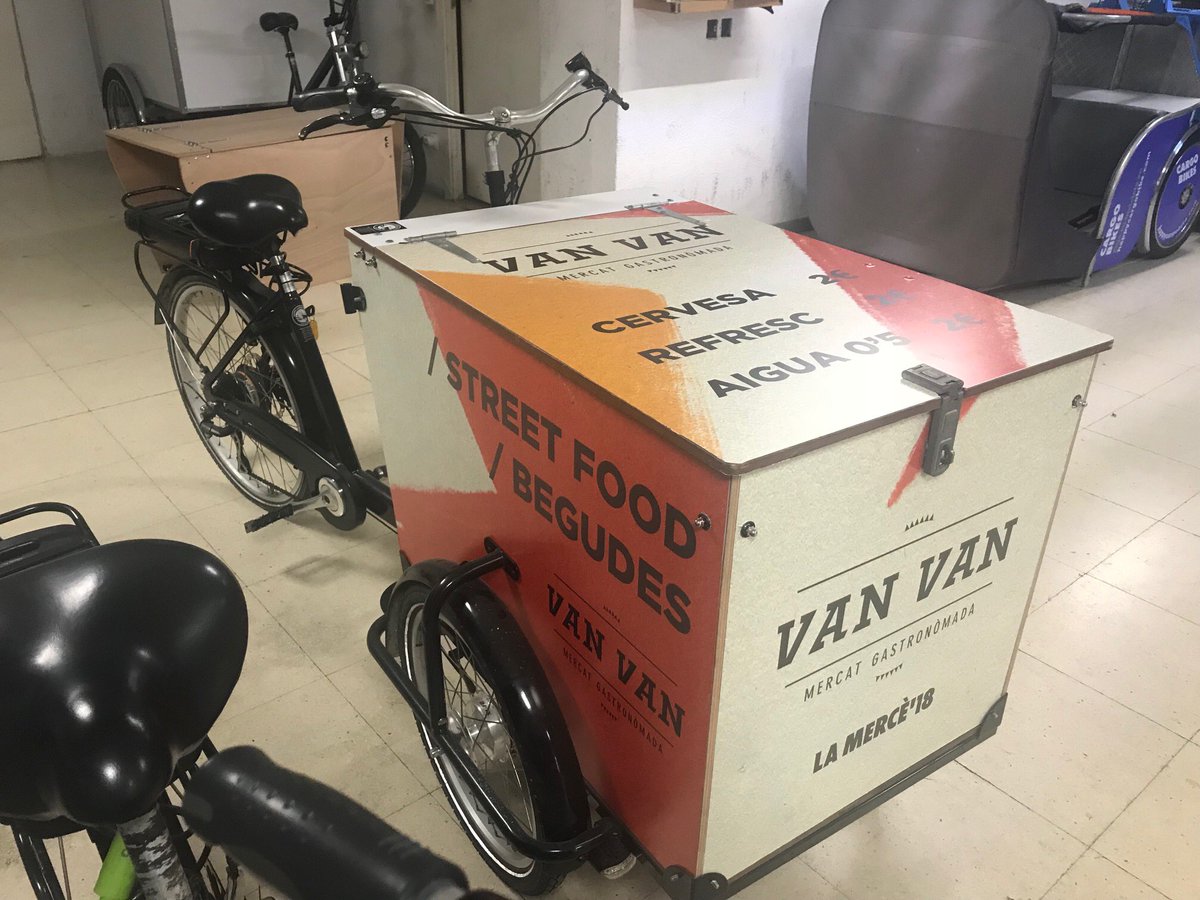 HappyCargobike's tweet photo. Véhicula su imagen, marca de manera sostenible y diferente. #cargobike @babboe_bakfiets #bicicletasdecarga #triciclo #imagen #marca @courir https://t.co/czZ8HH3VrX