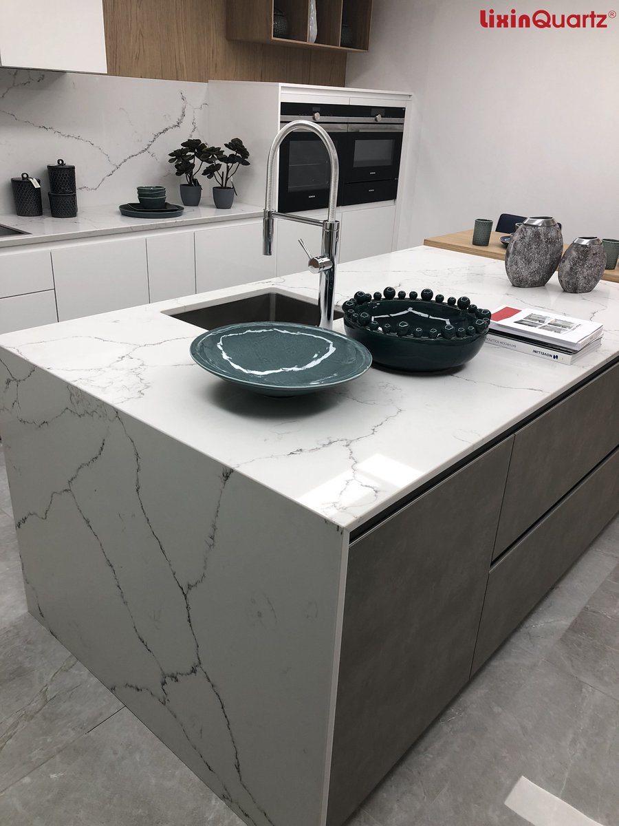 New Arrival M81!!!Do not hesitate to pick it.#quartzstone #quartzslab #quartzcountertops #benchtops #kitchenworktops #lixinstone #homesweethome #slabs #design