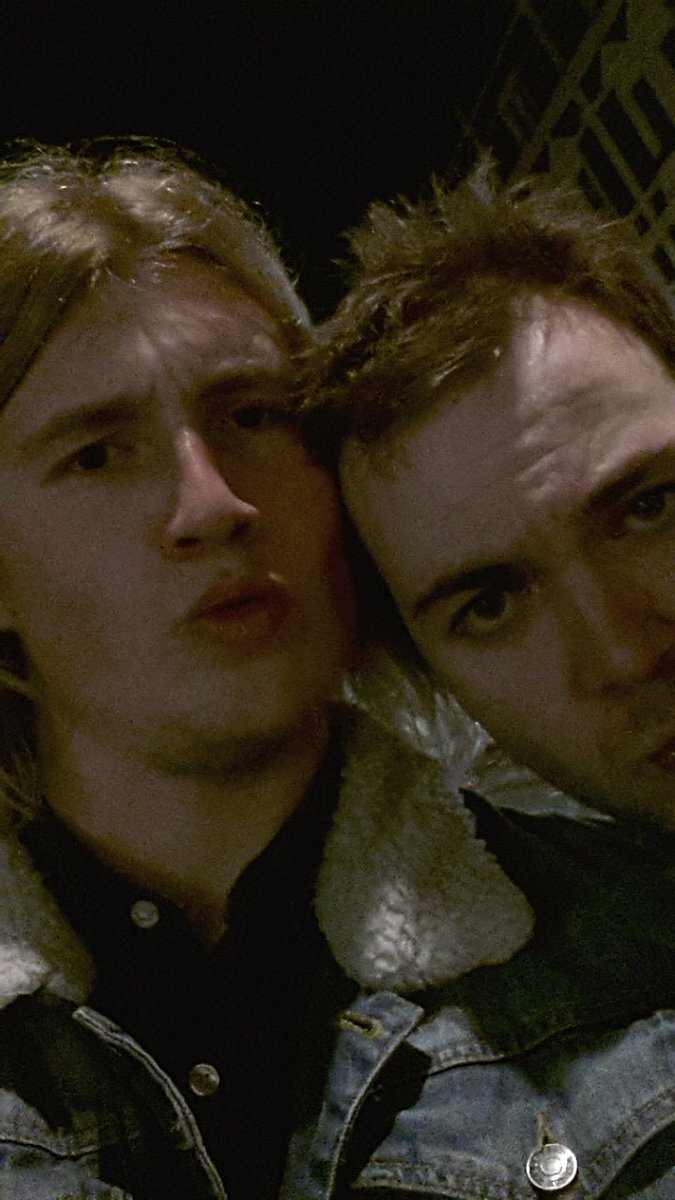 Jack_TheScruff's tweet image. Happy birthday to my partner in crime @danny_buckley_. From harmonicas on cricket pitches, starting a band with no clue to chatting shite on the radio... we've been about. 

Here's a slightly fatter me, and a Buckley with slightly more hair.

#samerules