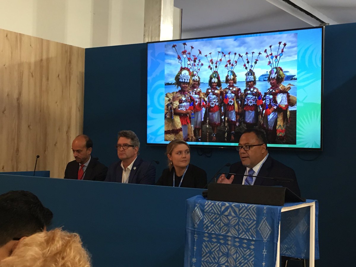 Robertaianna's tweet photo. Friends of the Ocean meeting #oceanpathway #cop24 https://t.co/G8pmdFXcvM