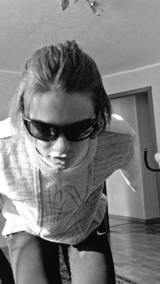 hate_______me tweet picture
