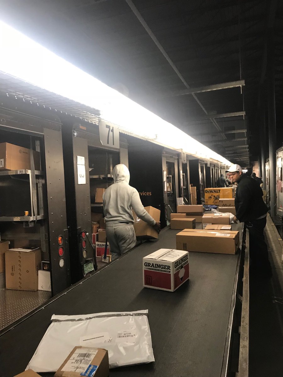 tomziolkowski's tweet photo. #cleanlineselfiechallenge  Tampa Preload sets the standard ⁦@Carie_monroe⁩ ⁦@TripGwin⁩ https://t.co/L1RwrssHfR