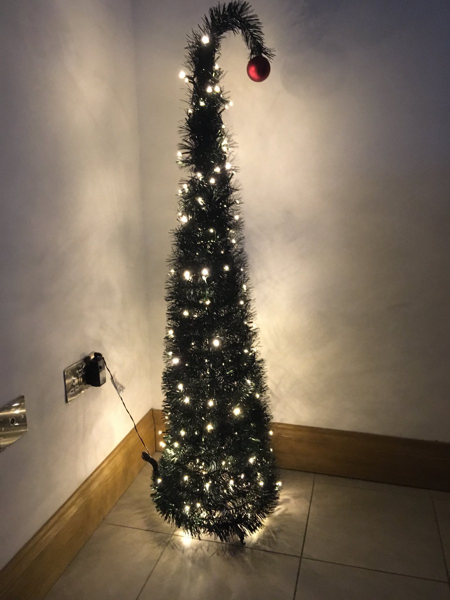 Ice_doctor68's tweet photo. Third day of annual leave and this is the only thing I’ve achieved. #desperate #needmoretimeoff #ikeatree https://t.co/atvISu0vRy