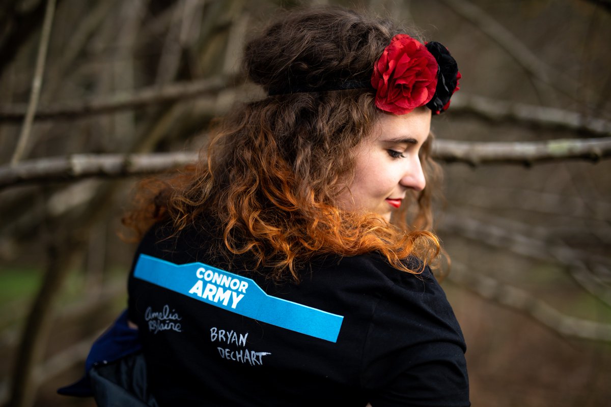EdenMorningstar's tweet photo. Since I've joined #ConnorArmy I'm so happy: I have new amazing friends, I feel accepted and loved. I've learned to #GoDeviant: to feel free to explore and do the things that I love without exitation. So this is not just a shirt for me: it represents all of this #DechartGames https://t.co/Y5EwIpfj1y
