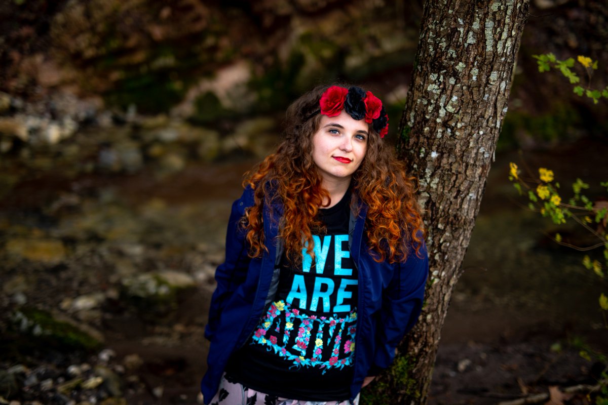 EdenMorningstar's tweet photo. Since I've joined #ConnorArmy I'm so happy: I have new amazing friends, I feel accepted and loved. I've learned to #GoDeviant: to feel free to explore and do the things that I love without exitation. So this is not just a shirt for me: it represents all of this #DechartGames https://t.co/Y5EwIpfj1y