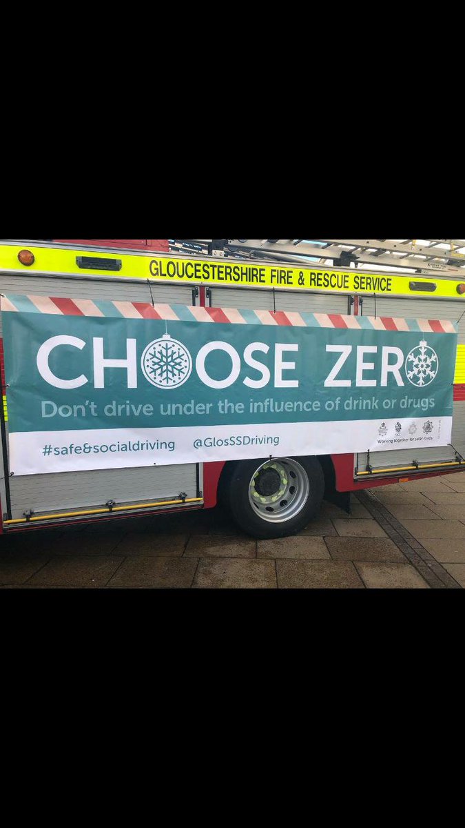AmyLynex's tweet photo. #safe&socialdriving #Christmas #choosezero https://t.co/rOmlByJshx
