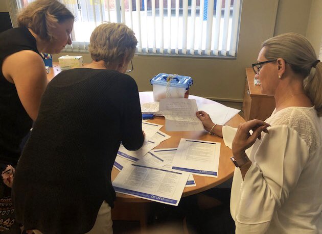 anicatanevski's tweet image. #RossmorePS staff enjoying unpacking the Literacy/Numeracy Progressions participating in an ‘ESCAPE’ themed twilight PL/deeper understanding through collegial problem solving following clues/ very competitive @Annehurdy @Mclarke7Megan @BiroNatalie @me_mel_mel @cdtasker @annbasel