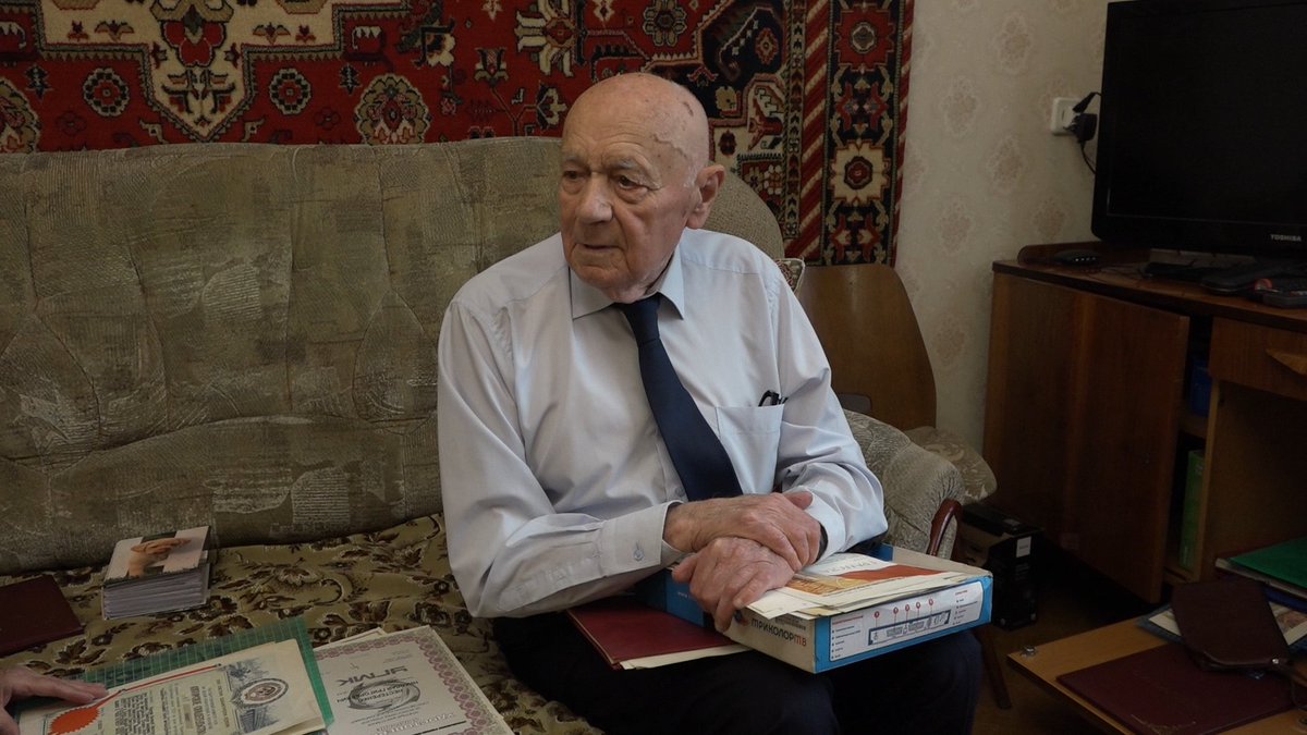 elektrozink's tweet photo. Сегодня 95-летний юбилей отмечает ветеран ВОВ и "Электроцинка" Ни��олай Григорьевич Нестеренко #Электроцинк #УГМК #Осетия #Владикавказ #юбилей #ветераны https://t.co/Wdixsx7Lz7