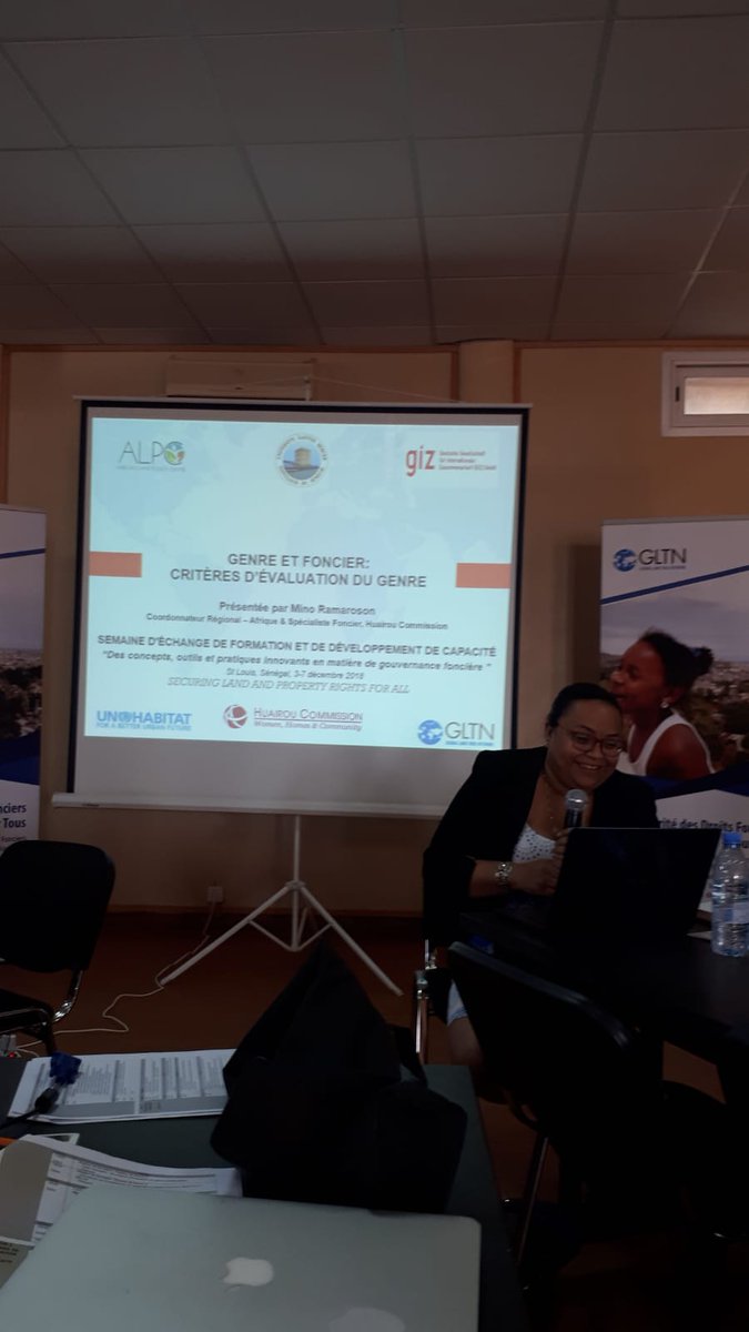 GLTNnews's tweet image. @HuairouConnect&apos;s Mino Ramaroson presents the Gender Evaluation Criteria tool, developed by @GLTNnews partners to ensure that #landtools do not suffer from gender blindness at the NELGA learning exchange and capacity development workshop in Senegal gltn.net/crosscutting-i…