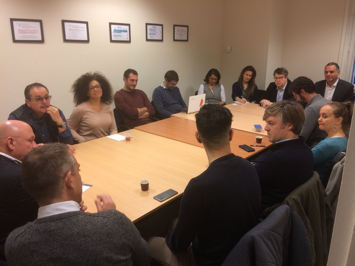 Très belles rencontres et de nombreuses connections entre chefs d’entreprises et associations accompagnées par #BNPParibas #bordeaux pour faciliter l’insertion à l’emploi dans le cadre de #Connectbanlieues