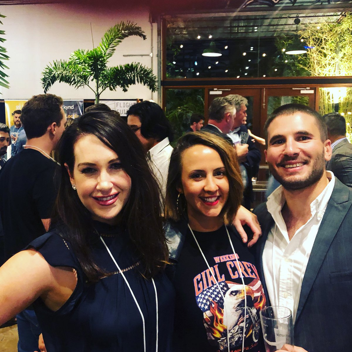 Can not believe 2 worlds collided tonight at #riverpitch <a href="/RiverCityLabs/">🚀River City Labs</a> <a href="/kapicheofficial/">Kapiche</a> <a href="/rhiannonluvis/">Rhiannon Luvis</a> Fab catching up with my old friend Michael 🤷🏻‍♀️🥰😁