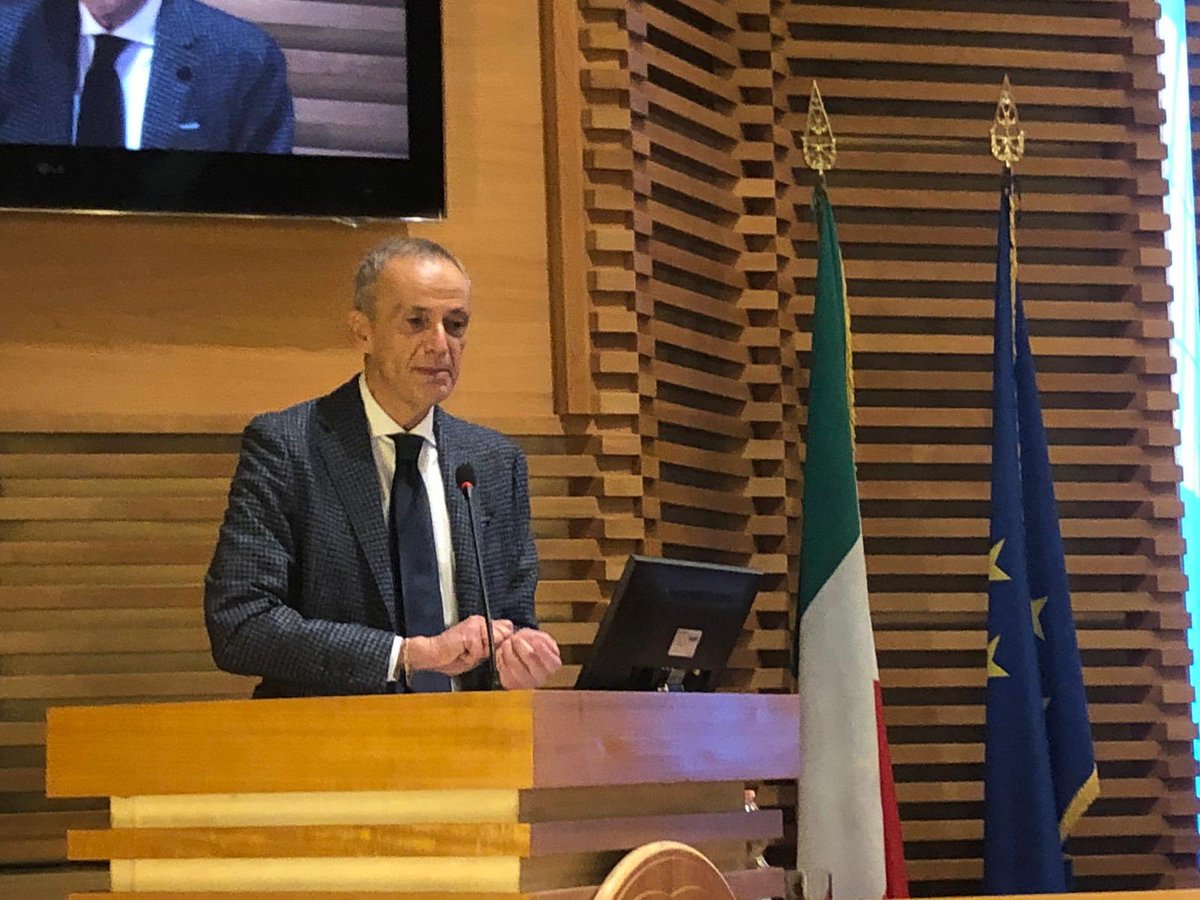 ilnotariato's tweet photo. #Laudati sostituto procuratore nazionale antimafia: le segnalazioni di operazioni sospette da parte dei notai sono straordinarie, per la loro accuratezza sembrano vere indagini a livello penale @AccademiaN @MarcozNotaio @NotaiRoma https://t.co/vOPtbJHJHu